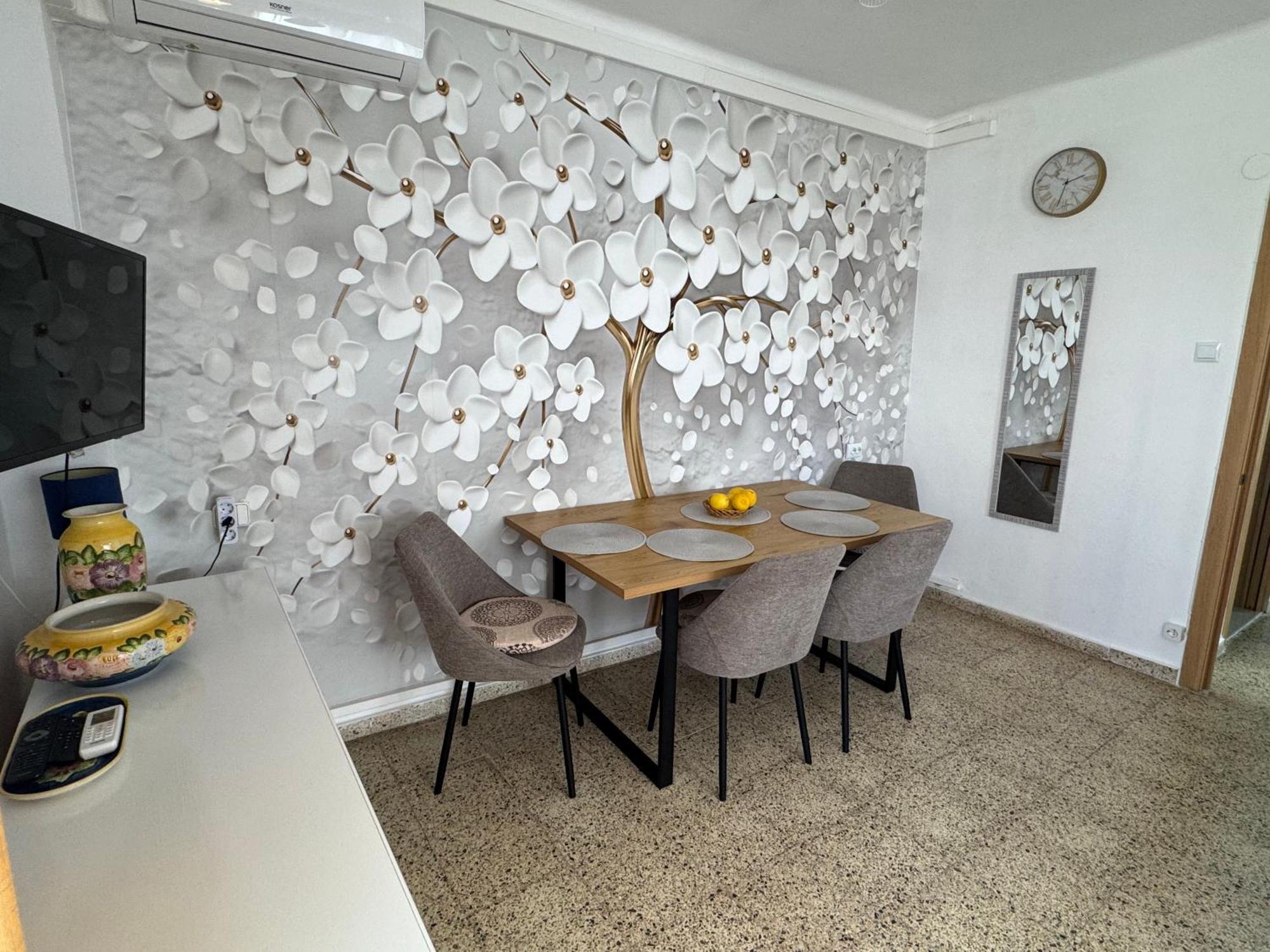 Lovely Family Apartment 2 Min. From The Beach Playa de Gandia Exteriér fotografie